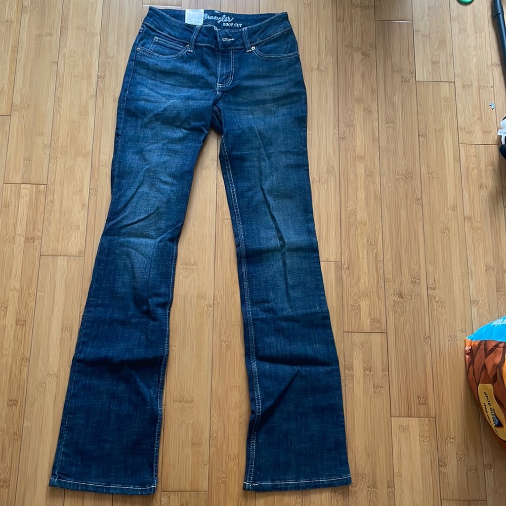 Women’s Wrangler boot cut jeans size 3/4X36